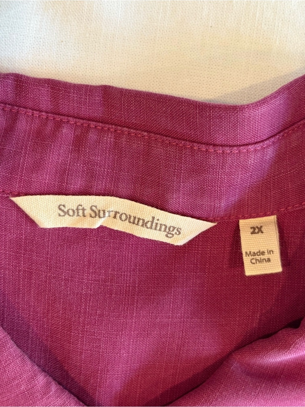 Soft Surroundings Je Veux TENCEL Women's Button-up Short-Sleeve Top in Fuchsia - Picture 4 of 8